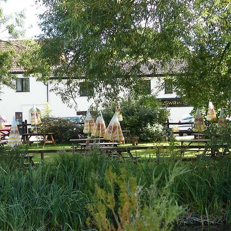The Swan At Stoford Hotel Stapleford  Luaran gambar